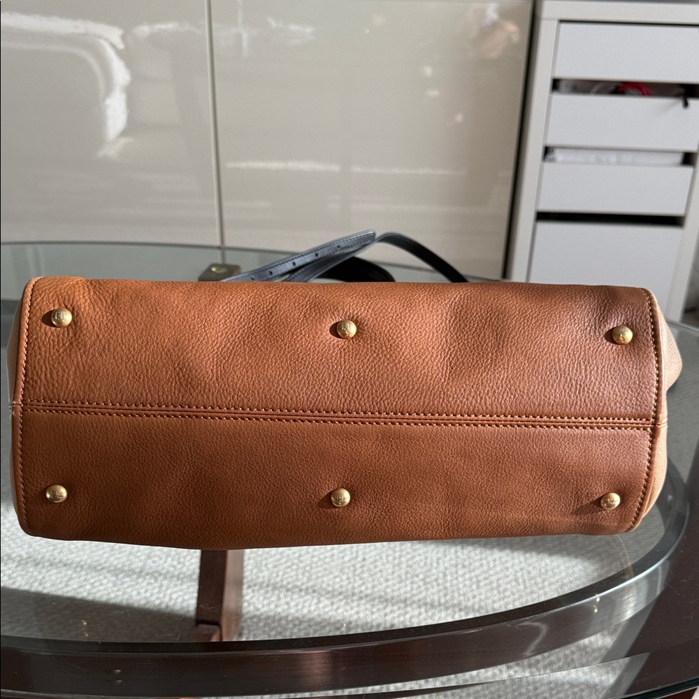 Fendi - Picture 7 of 11